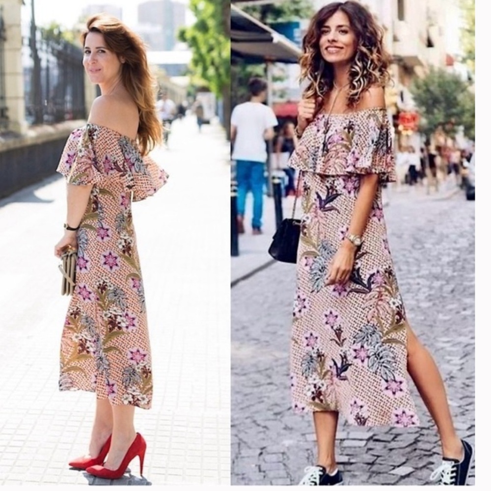 Zara woman Bardot off the shoulder optional, tropical print dress
Size XS